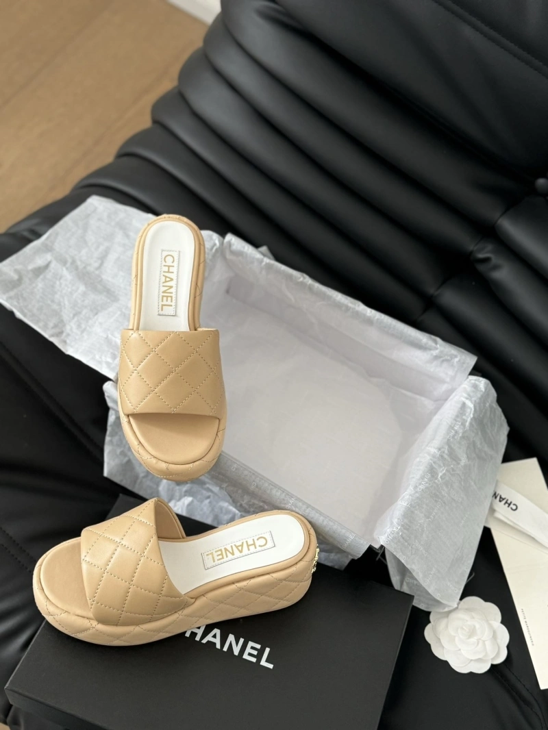 SportInspired Chxnxl Slippers 132557