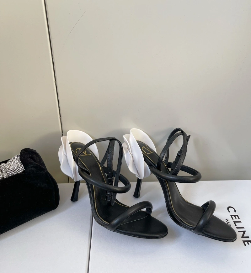 Fashionable Vxlxntino Sandals 232726