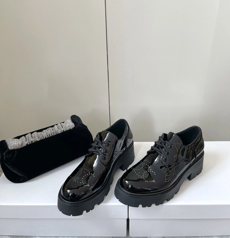 Cxlxne Leather Shoes TopPick 116866