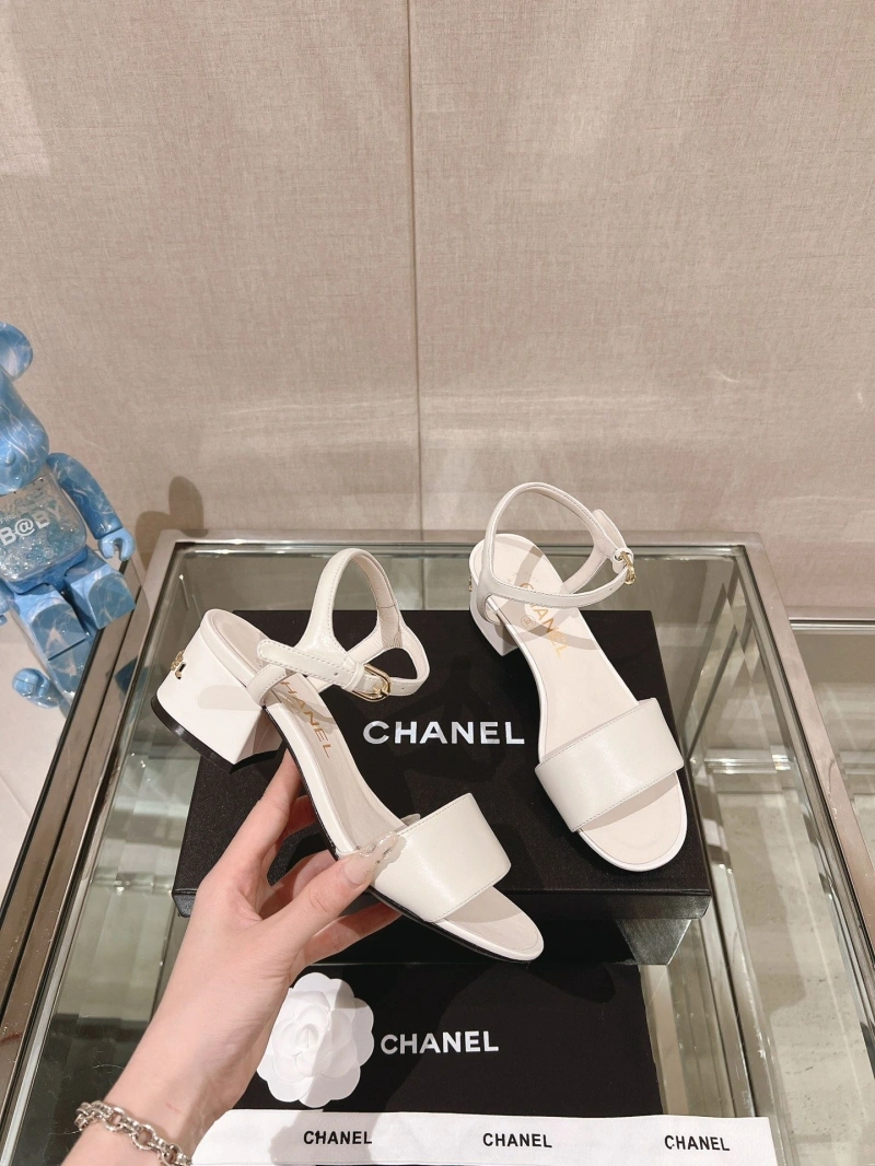 HighQuality Chxnxl Sandals 132751