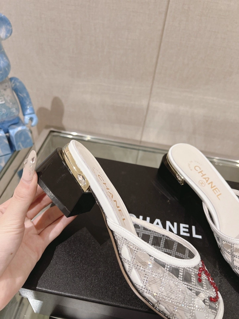 Classic Chxnxl Slippers 132538