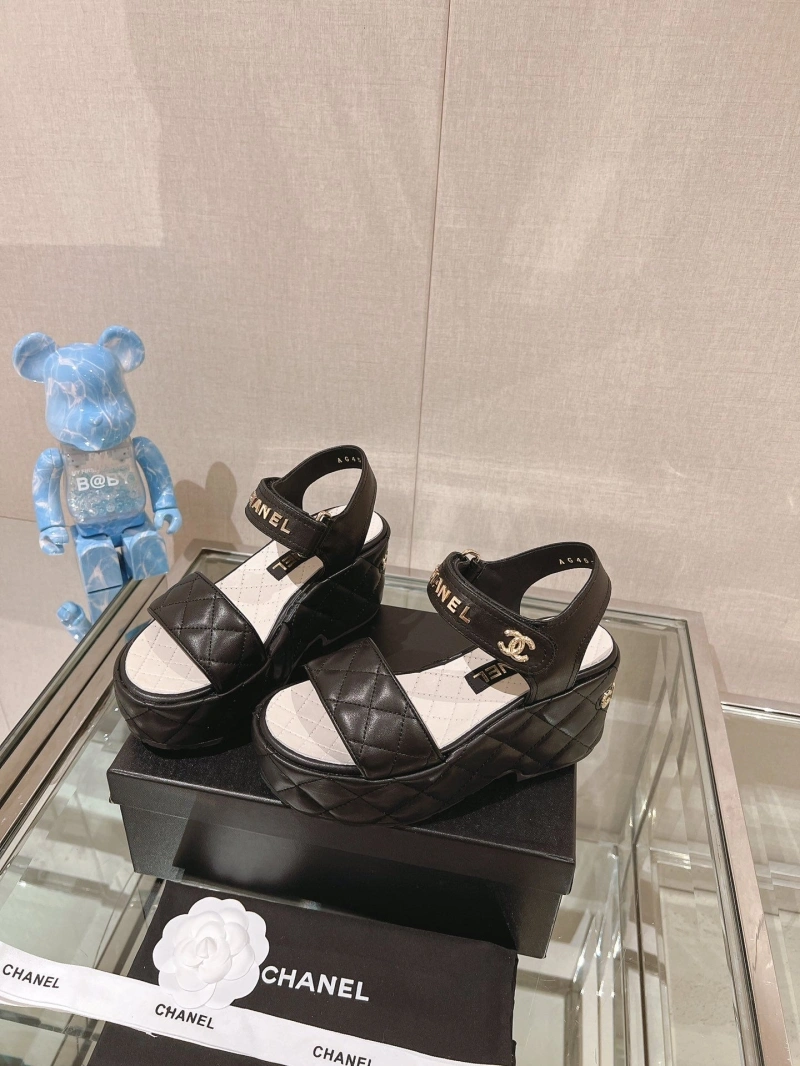 Bold Chxnxl Sandals 132748
