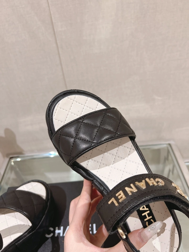 Bold Chxnxl Sandals 132748