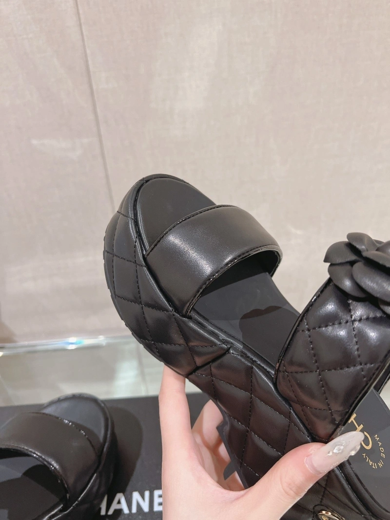Lightweight Chxnxl Sandals 132746