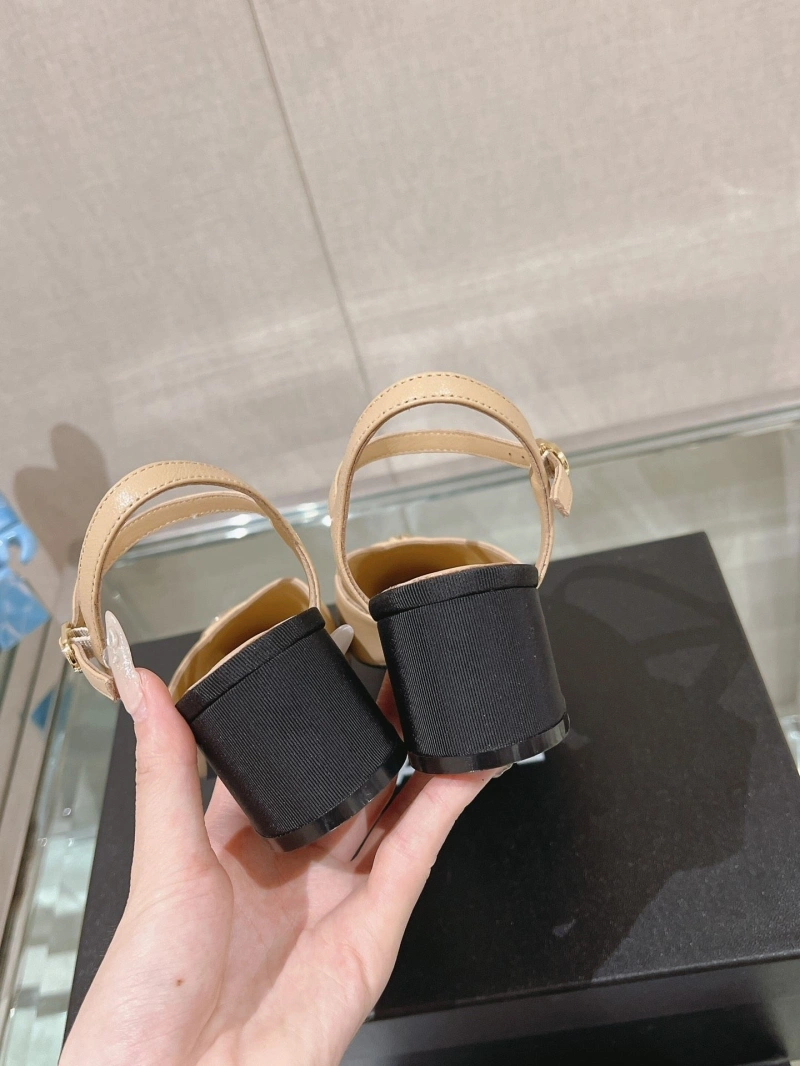 Stylish Chxnxl Sandals 132741