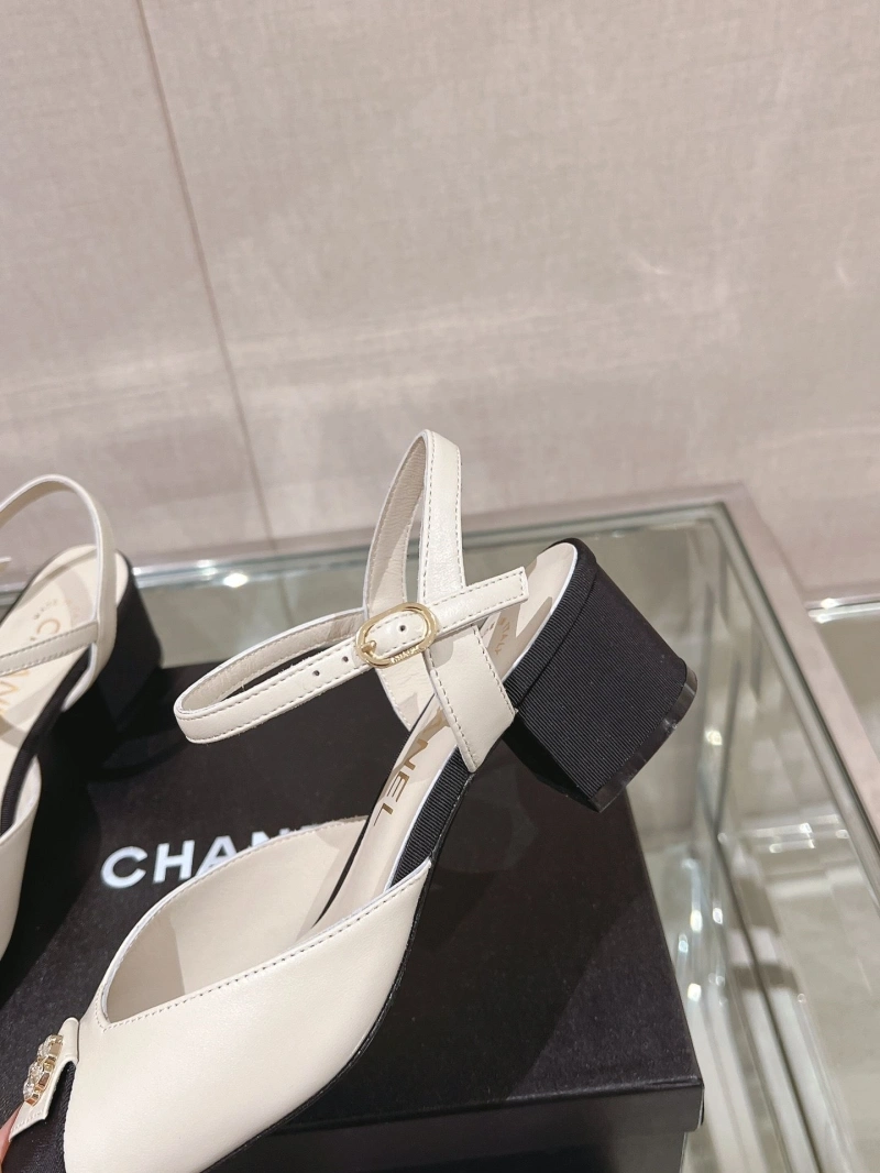 Durable Chxnxl Sandals 132738