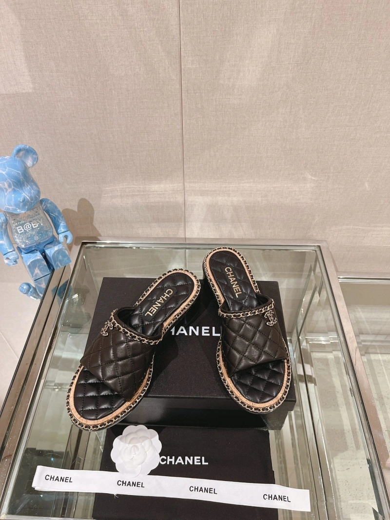 Cozy Chxnxl Slippers 132535