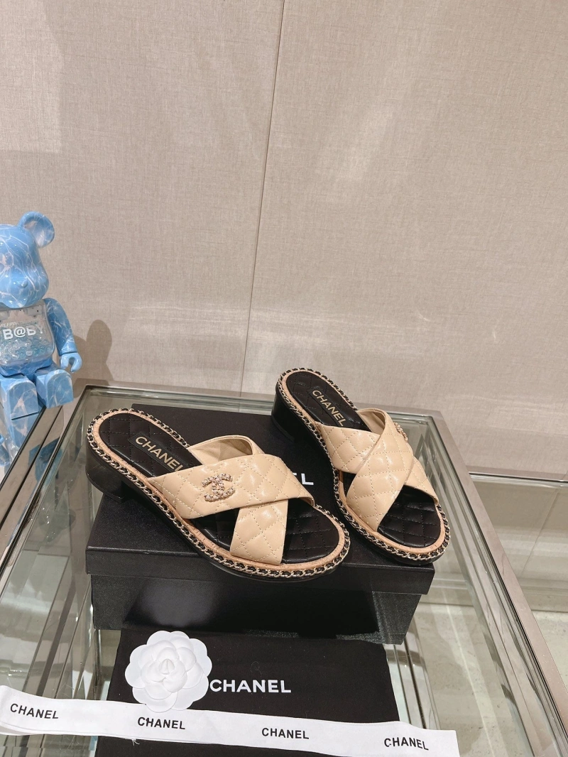 NewStyle Chxnxl Slippers 132524