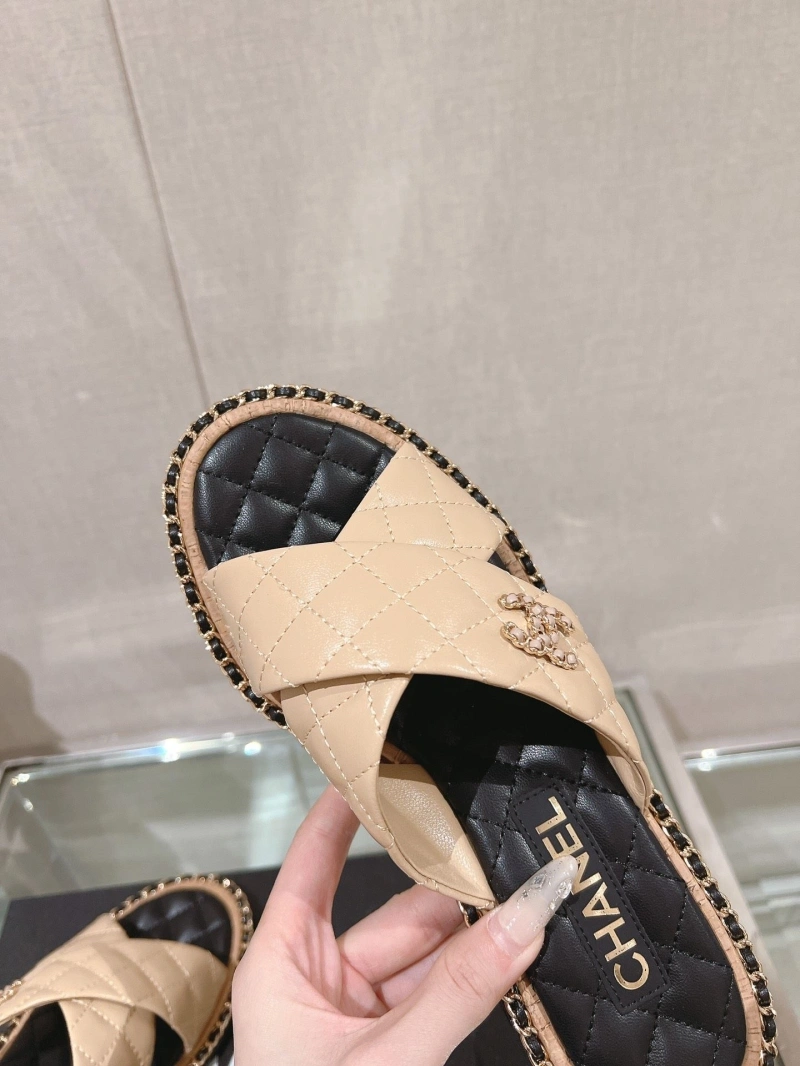 NewStyle Chxnxl Slippers 132524