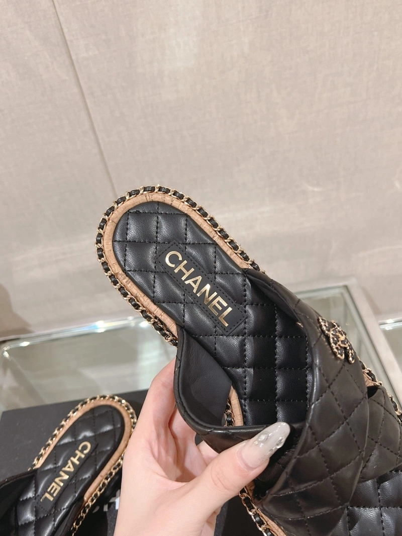 Chxnxl Slippers Bold 132526