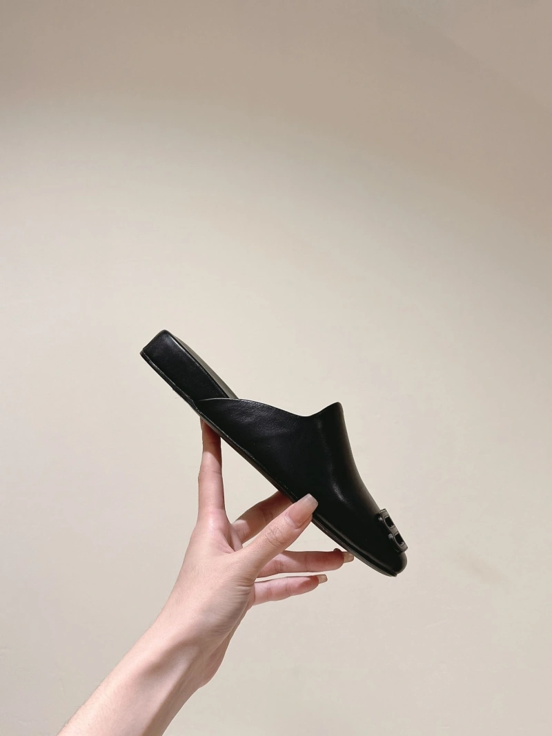 Resilient Bxlxnciaga Slippers 110401