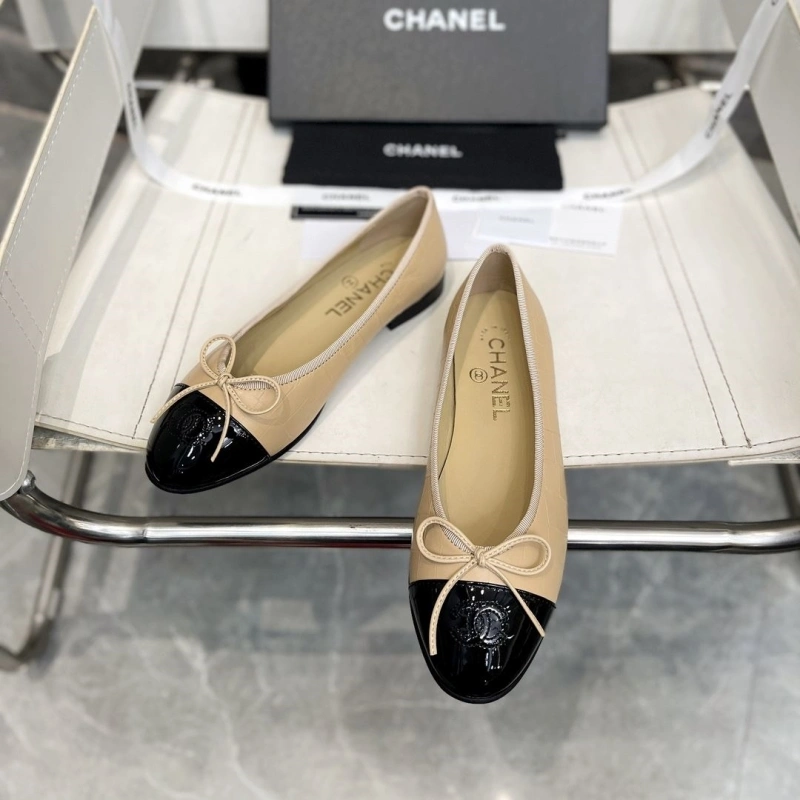 Vibrant Chxnxl Flat Shoes 133174
