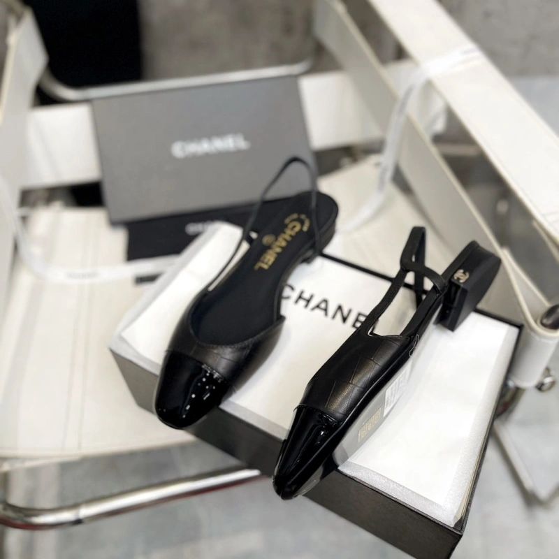 Fashionable Chxnxl Flat Shoes 133165