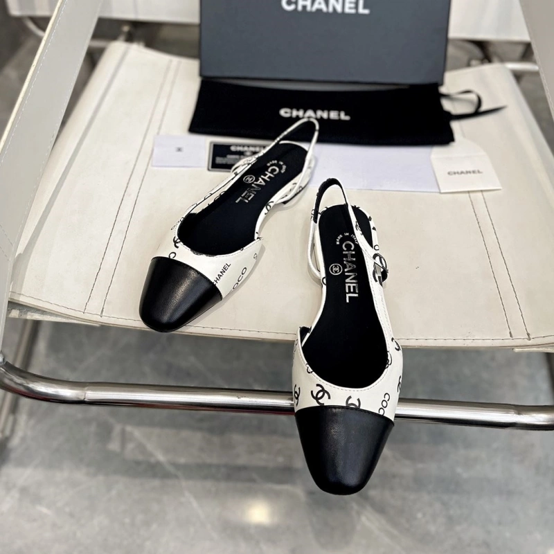 Sleek Chxnxl Sandals 132719