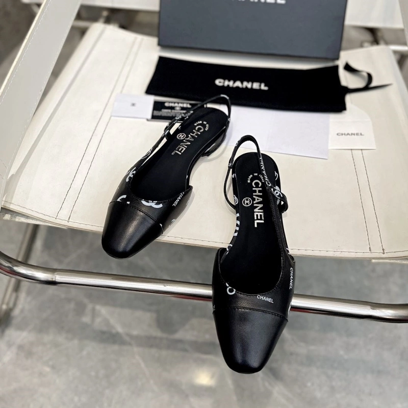 Minimalist Chxnxl Sandals 132718