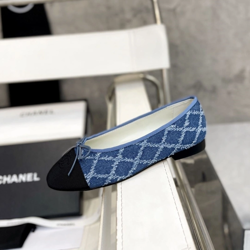 Reliable Chxnxl Flat Shoes 133140