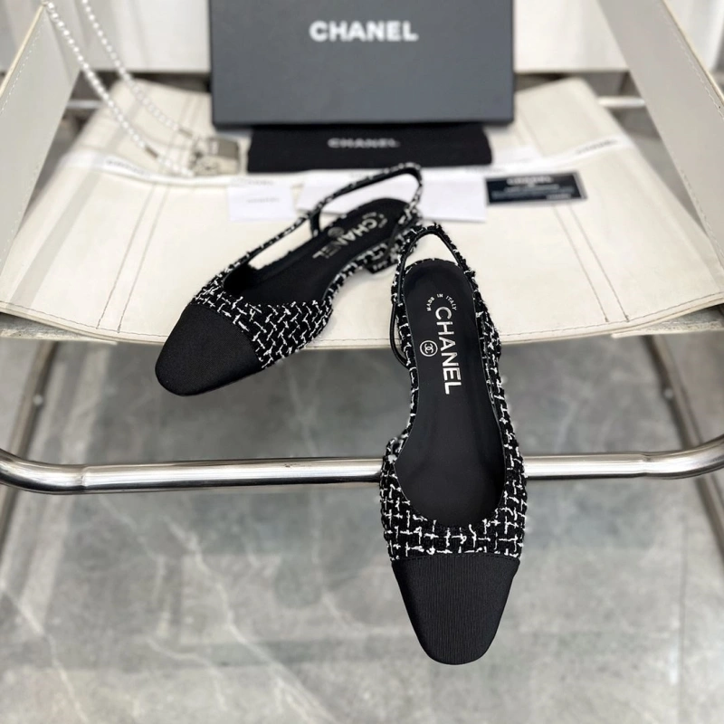 UrbanStyle Chxnxl Sandals 132701