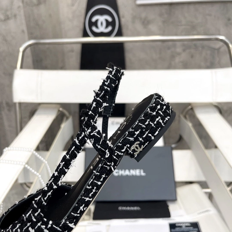 UrbanStyle Chxnxl Sandals 132701