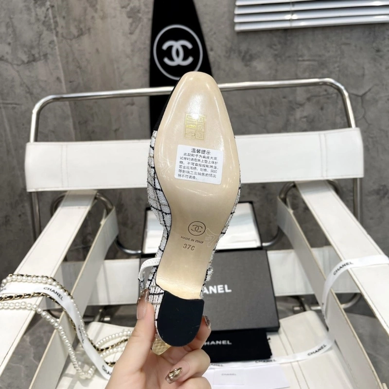 Bright Chxnxl High Heels 132983