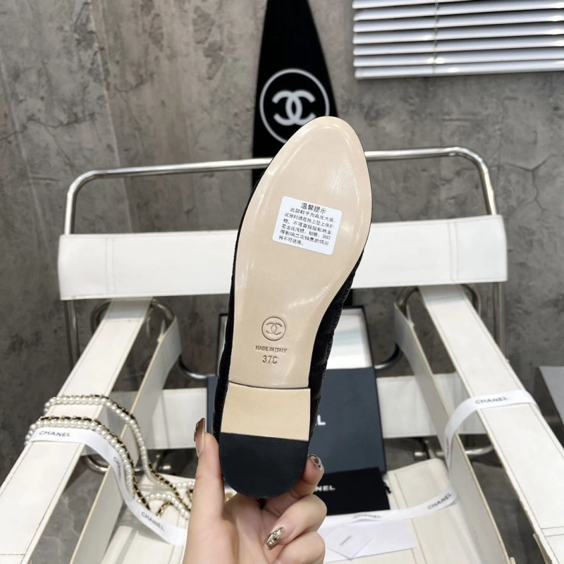 Sleek Chxnxl Flat Shoes 133128