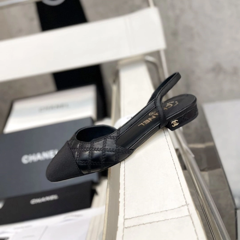Chxnxl Sandals UrbanStyle 132700