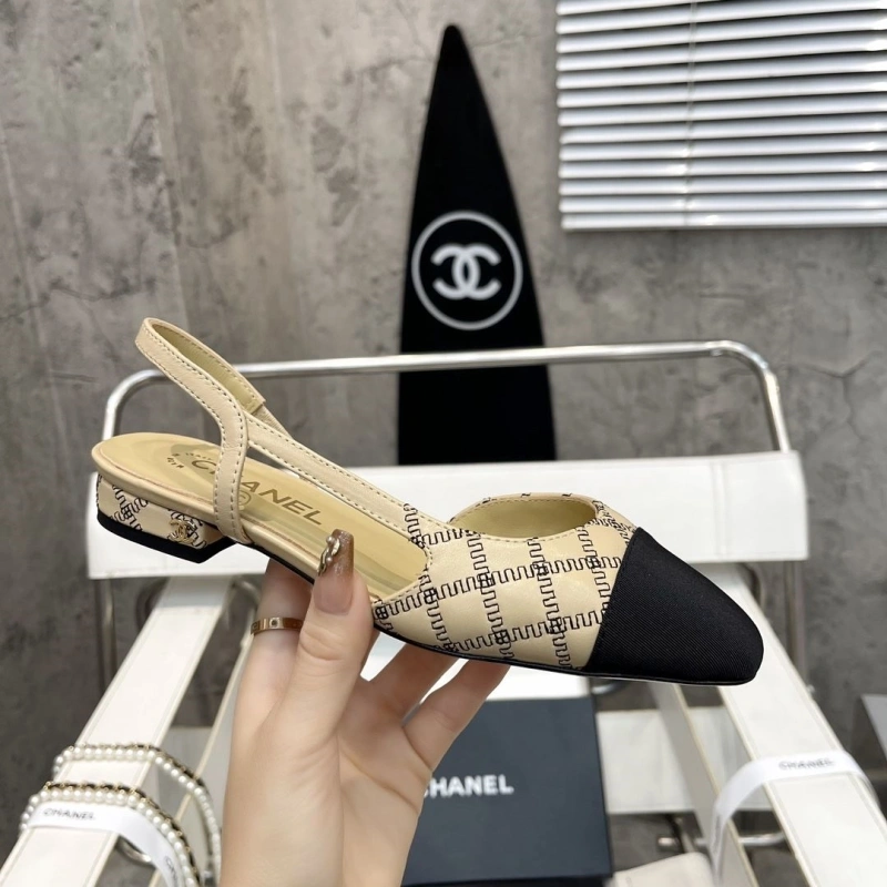 Sophisticated Chxnxl Sandals 132695