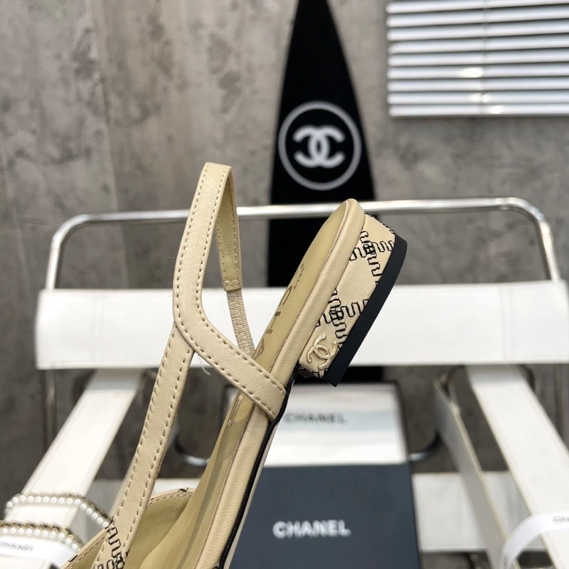 Sophisticated Chxnxl Sandals 132695