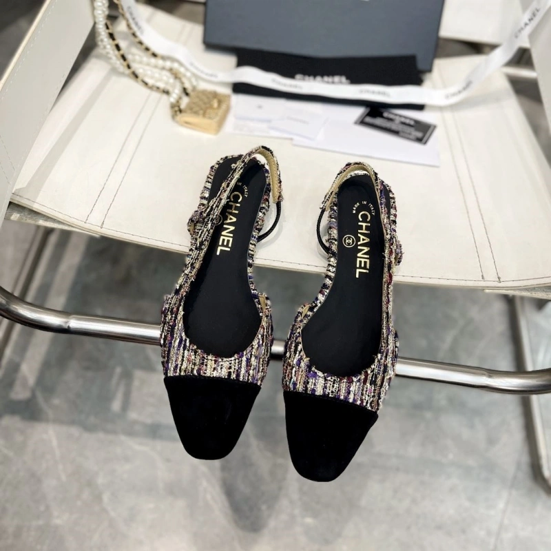 AllSeason Chxnxl Sandals 132688