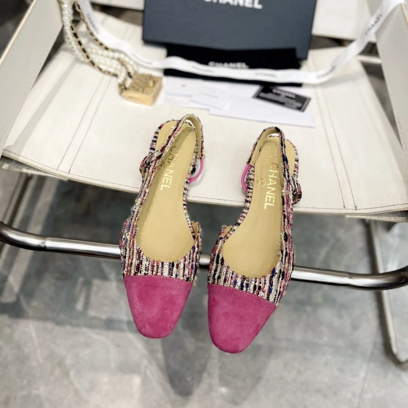 WellDesigned Chxnxl Sandals 132687