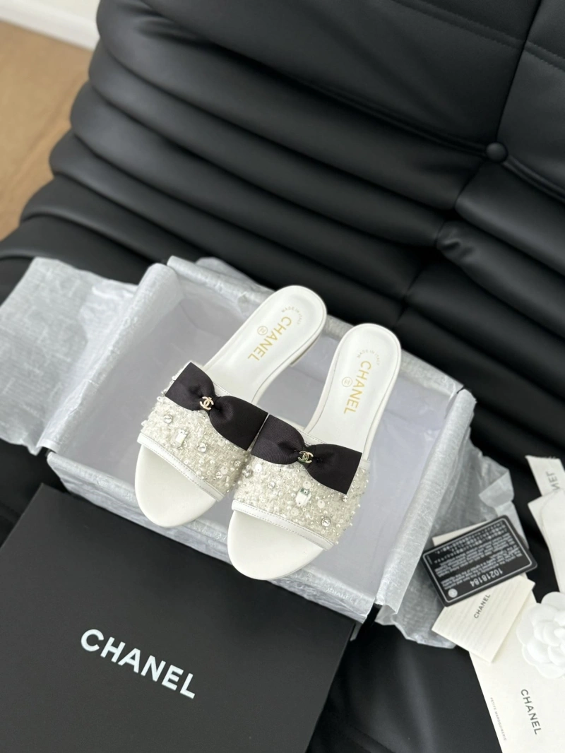 Chxnxl Slippers Bold 132512