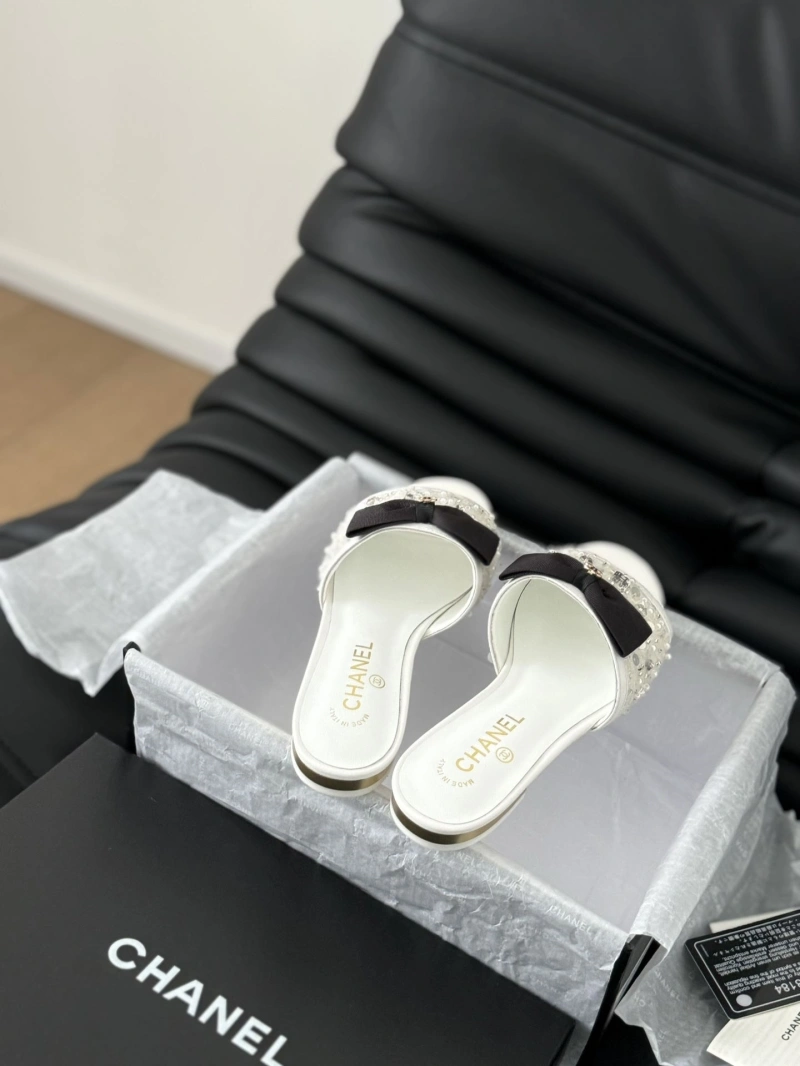 Chxnxl Slippers Bold 132512