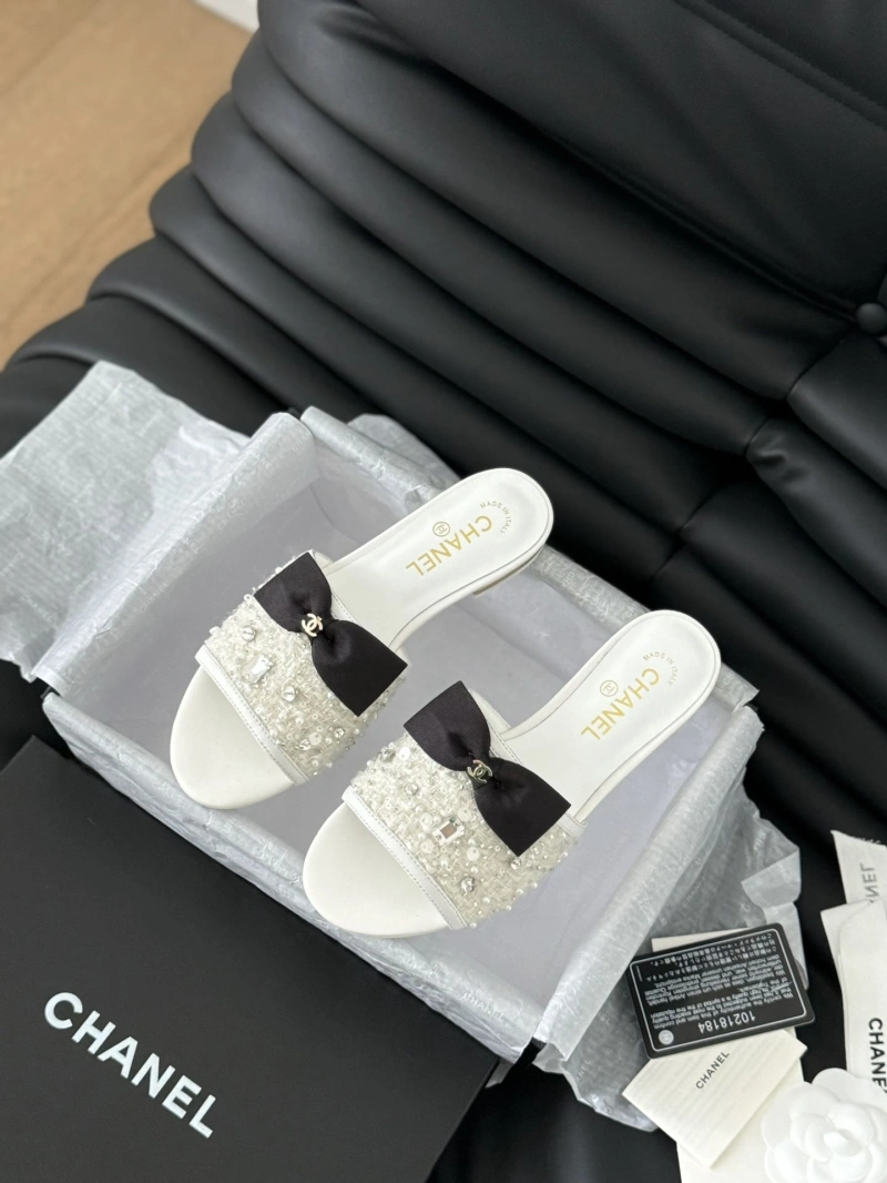 Chxnxl Slippers Bold 132512