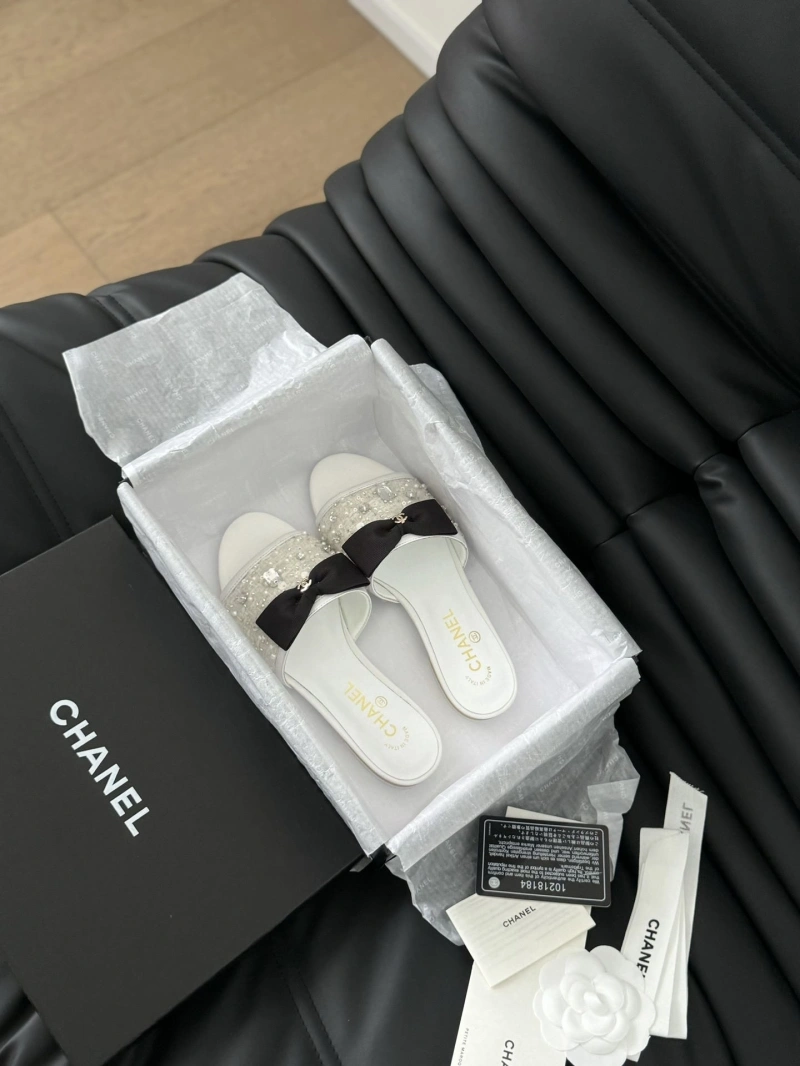 Chxnxl Slippers Bold 132512