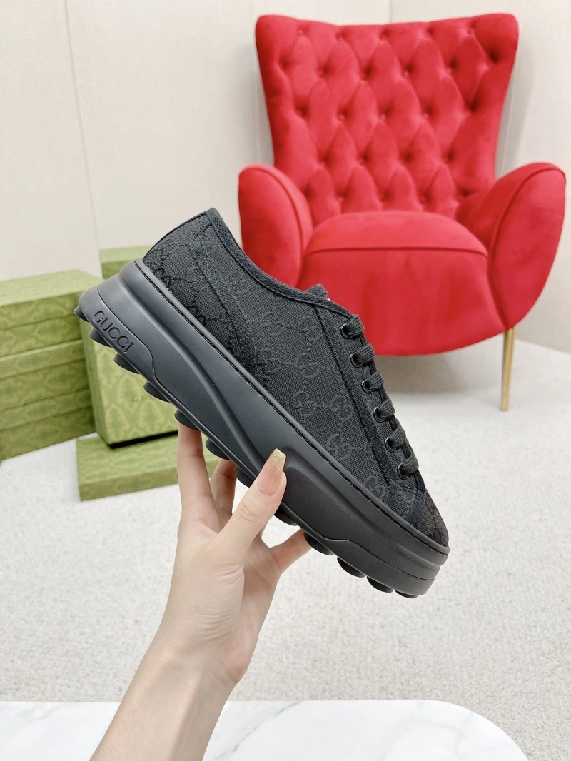 Gxccx Casual Shoes Vibrant 165680