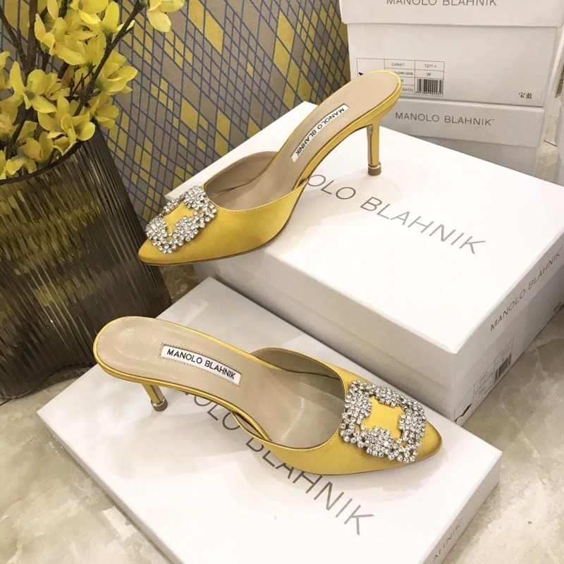 Elegant Mxnxlo Blxhnxk High Heels 193335
