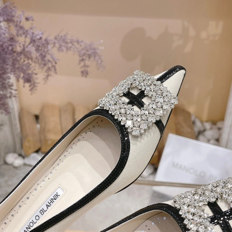 EyeCatching Mxnxlo Blxhnxk High Heels 193292