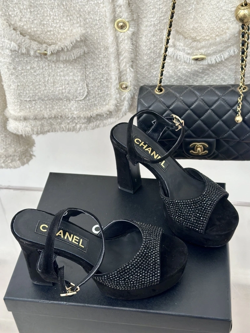 Minimalist Chxnxl High Heels 132931