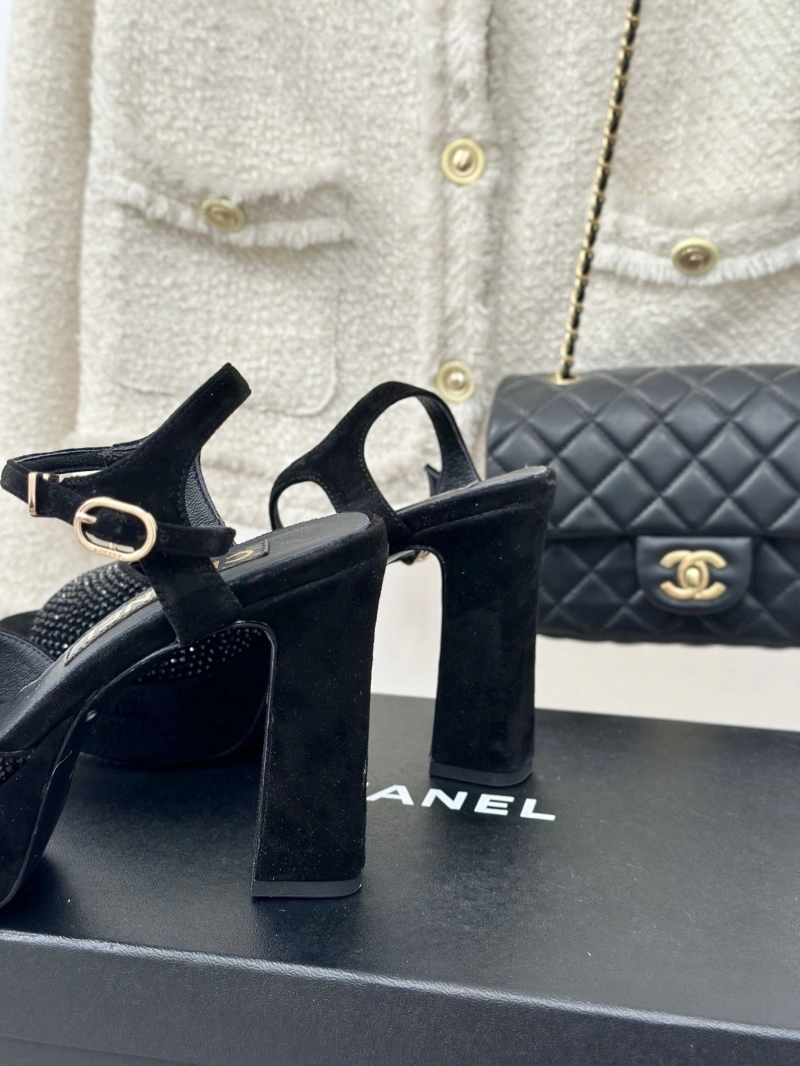 Minimalist Chxnxl High Heels 132931