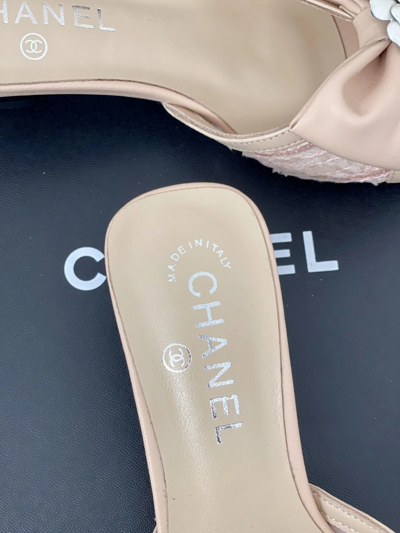 Reliable Chxnxl Slippers 132504