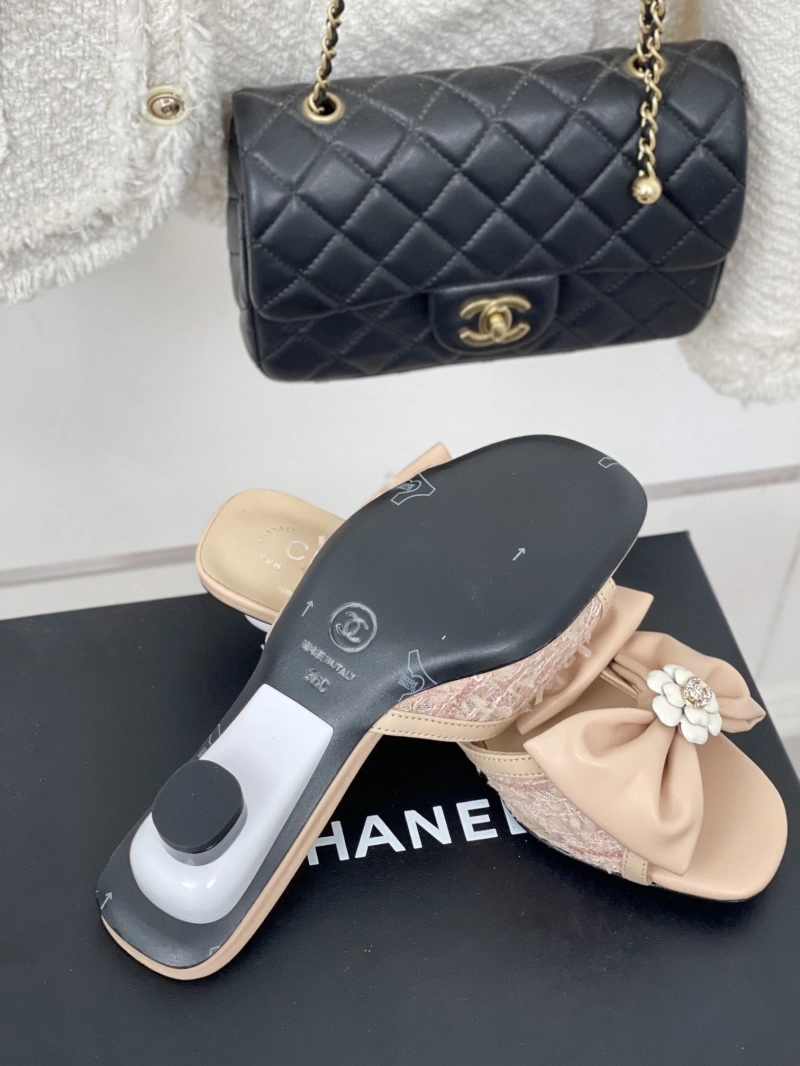 Reliable Chxnxl Slippers 132504