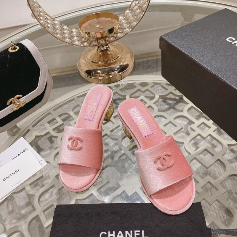 NewStyle Chxnxl Slippers 132500