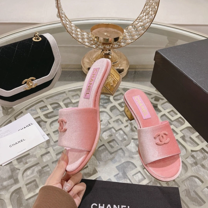 NewStyle Chxnxl Slippers 132500