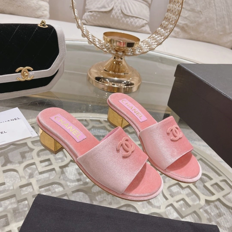 NewStyle Chxnxl Slippers 132500