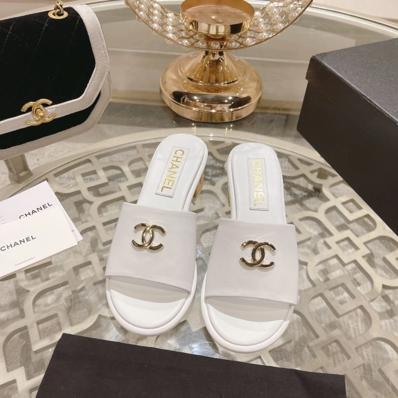 Modern Chxnxl Slippers 132498