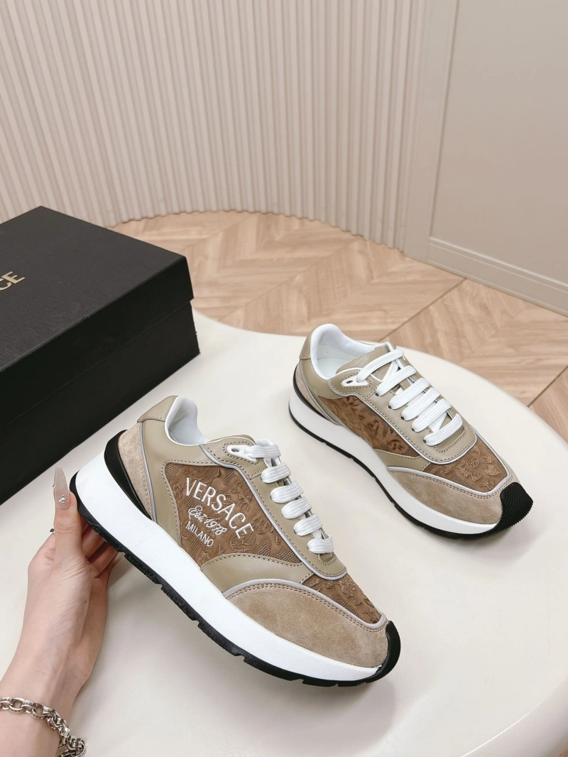 Gxvxnchy Sneakers Unique 154576