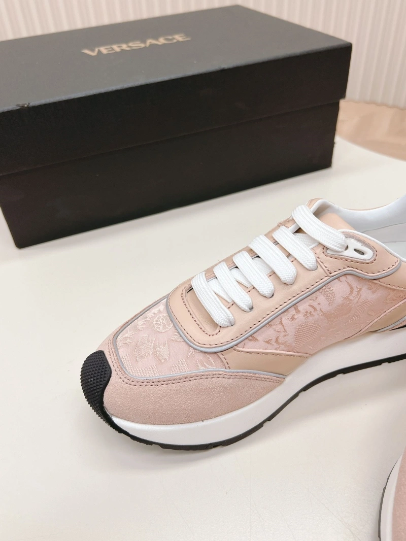 Durable Gxvxnchy Sneakers 154585