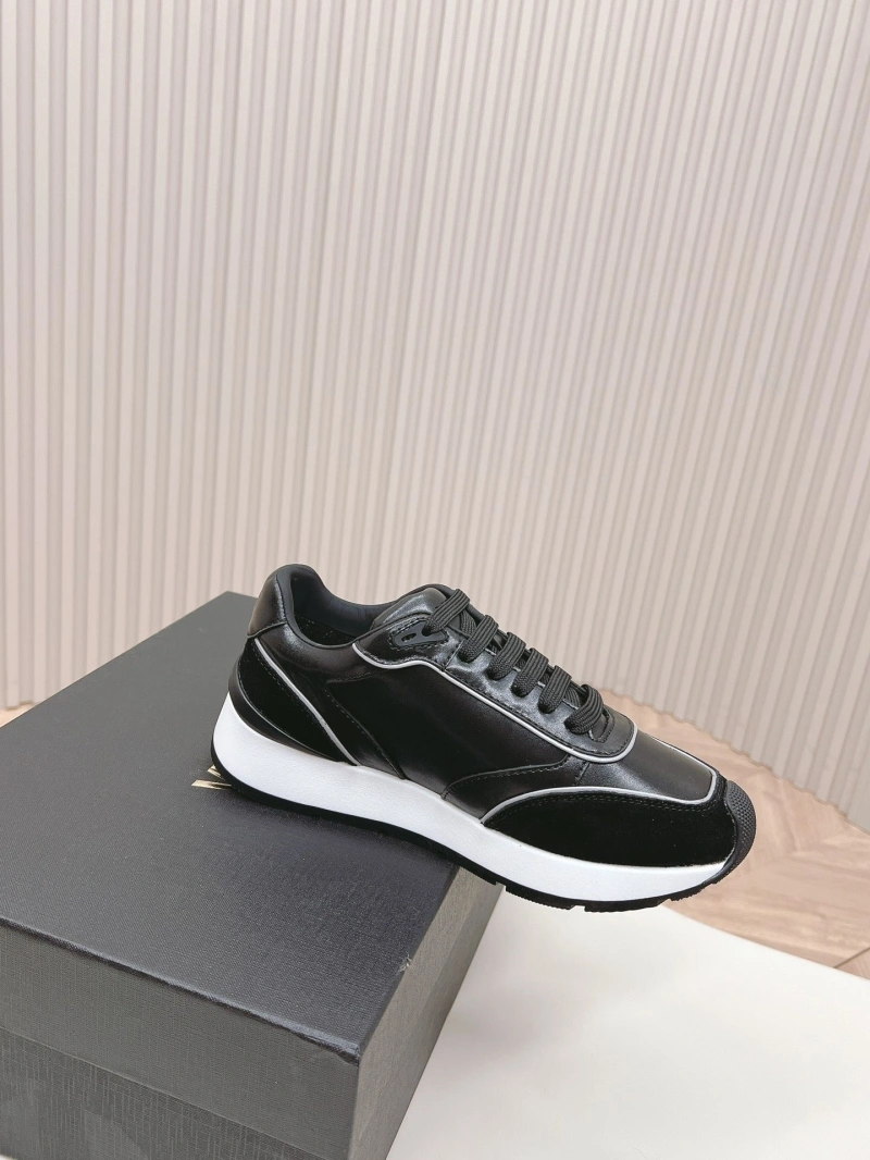 Gxvxnchy Sneakers Vibrant 154583