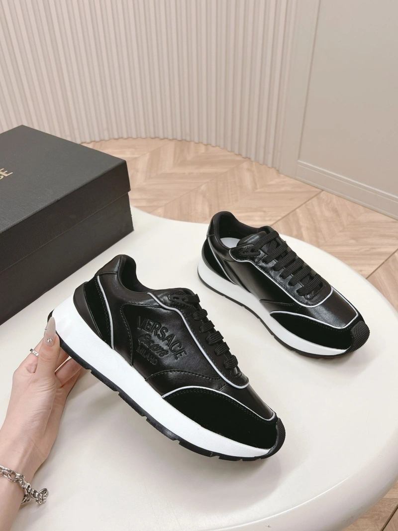 Gxvxnchy Sneakers Vibrant 154583