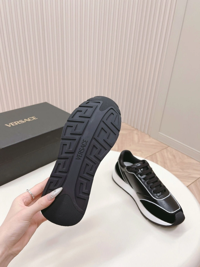 Gxvxnchy Sneakers Vibrant 154583