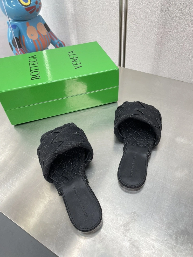 Gxvxnchy Slippers WellDesigned 154587